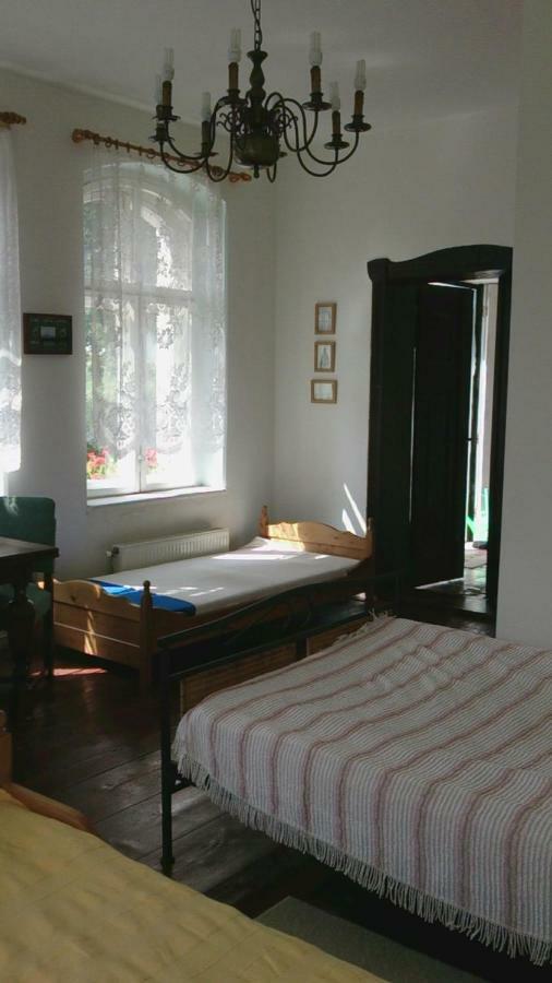 Dom Pod Orlimi Skalami - Blisko Zamku Czocha Apartment Lesna Exterior photo